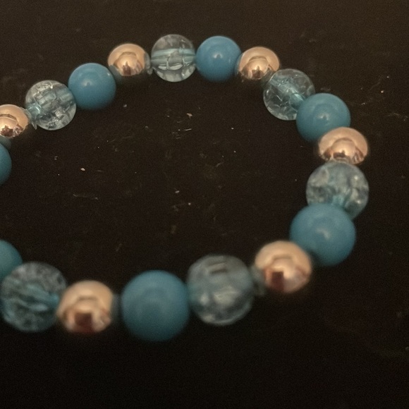 6” blue & silver beaded stackable stretch bracelet with 21 beads - Picture 7 of 10